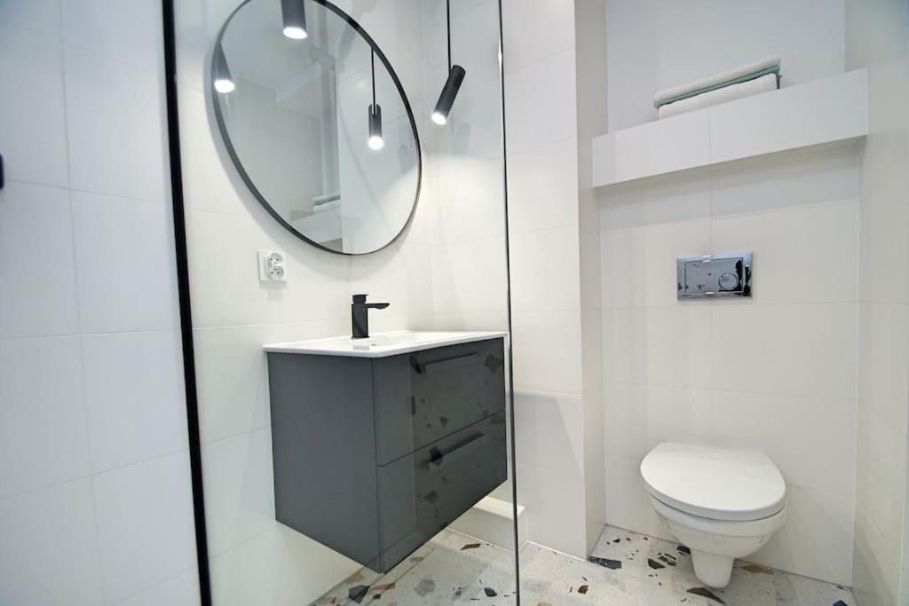 Apartament Korfantego Citycentre Z Widokiem Na Spodek Kattowitz Exterior foto